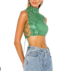 HOURS 21 Crop Top